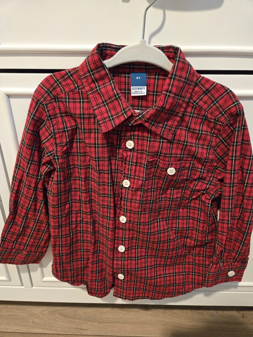 Old Navy Red Plaid Long-Sleeve Button-Down Shirt 2T Boy *Worn 1x*